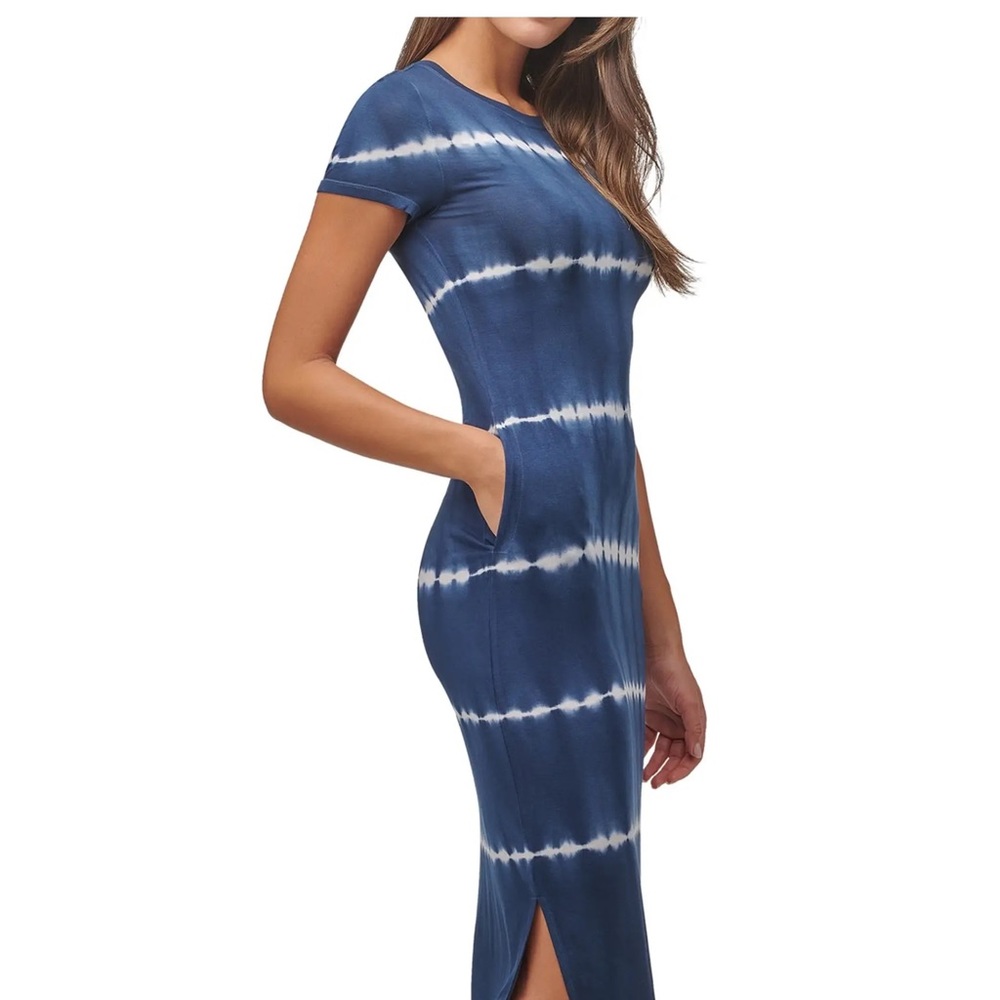 Tie Dye Midi Short Sleeve T-Shirt Dress
MARC NEW YORK PERFORMANCE